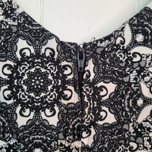 Torrid Black and White Patterned Blouse - Picture 8 of 13